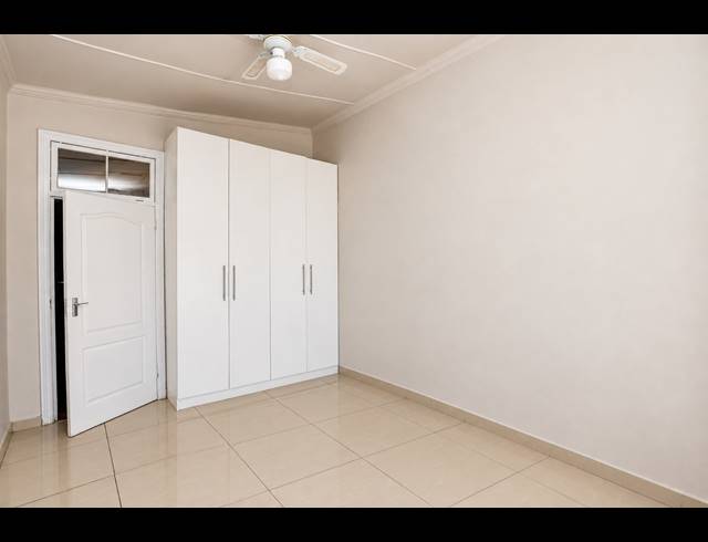 3 BEDROOM TOWNHOUSE FOR SALE IN ESSENWOOD